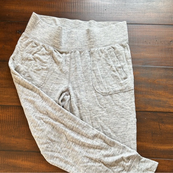 Athleta gray soft jogger Size Medium - Picture 1 of 7
